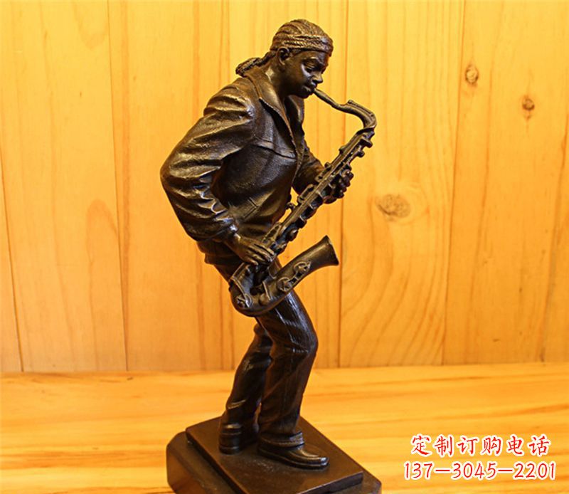宁夏萨克斯雕塑娱乐场所的精灵