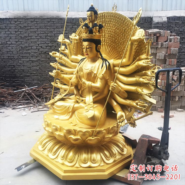 宁夏纯铜千手观音雕塑