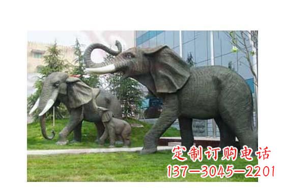 宁夏大象一家三口铜雕
