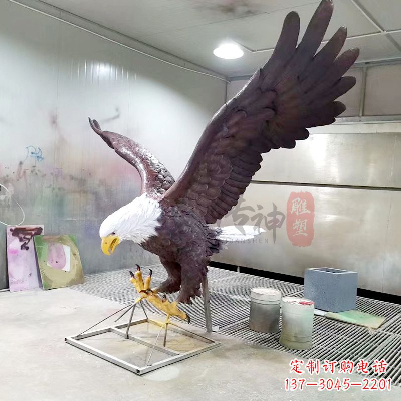 宁夏优雅老鹰雕塑