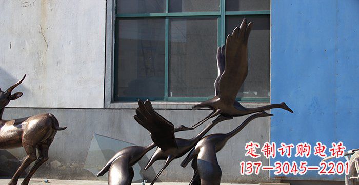 宁夏大雁飞翔铸铜雕塑