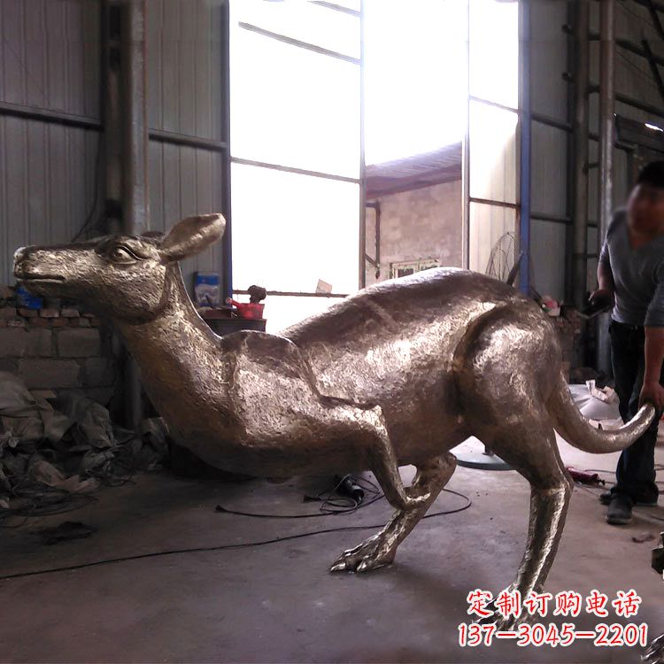 宁夏精美袋鼠纯铜雕塑