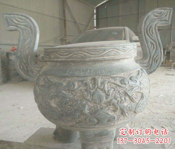 宁夏青铜仿古三足香炉石雕