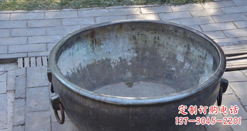 宁夏仿古纹饰铜水缸雕塑