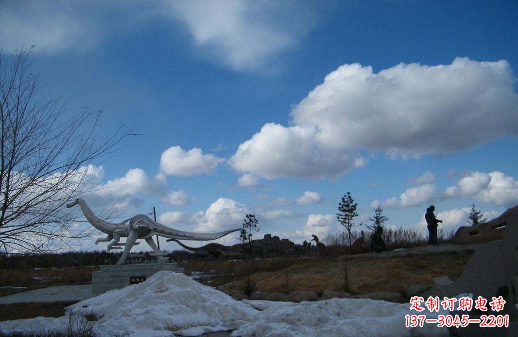 宁夏非凡巨兽——不锈钢抽象恐龙雕塑
