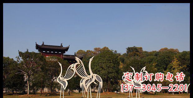 宁夏中领雕塑的精美不锈钢仙鹤雕塑