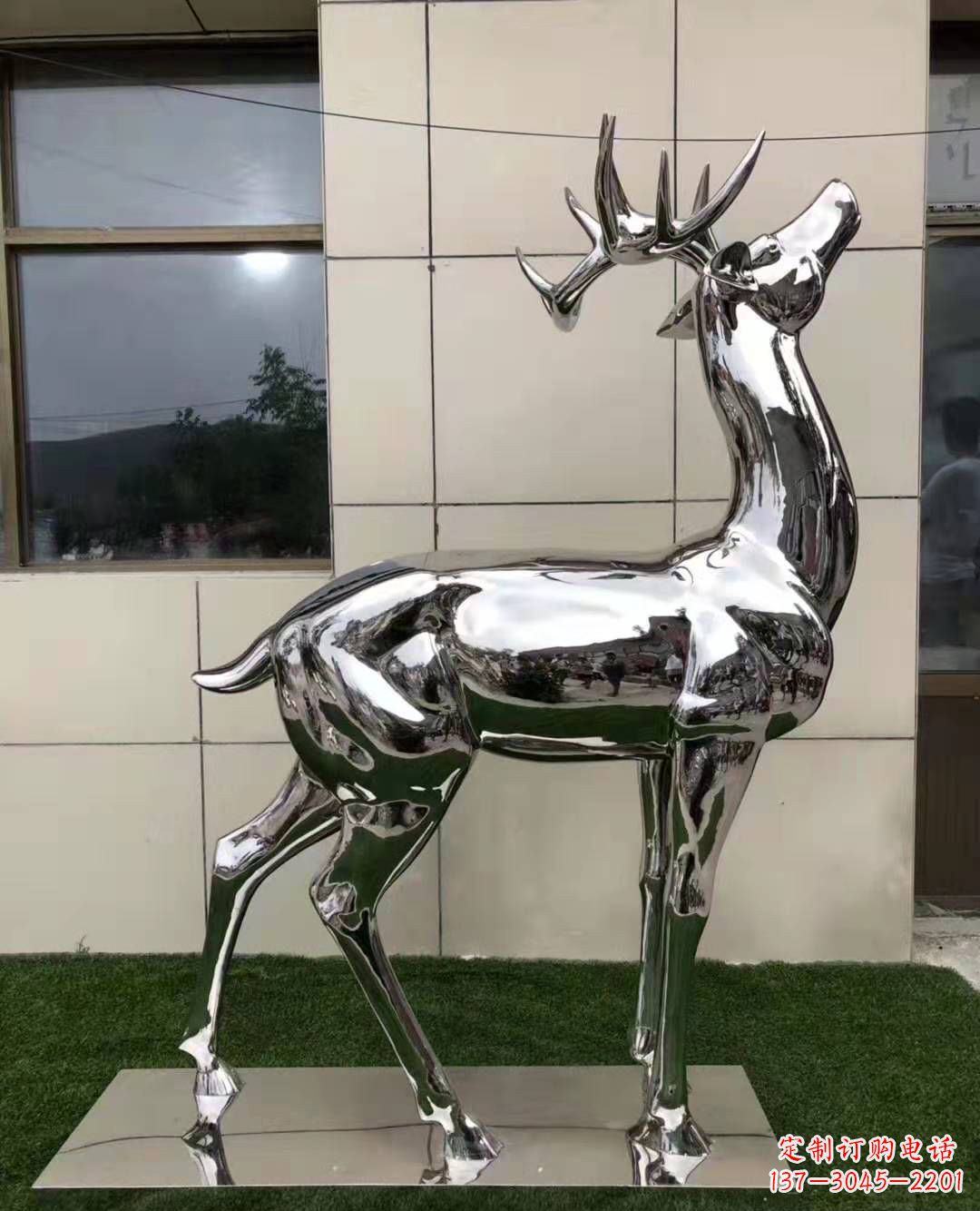 宁夏不锈钢艺术品精美梅花鹿雕塑