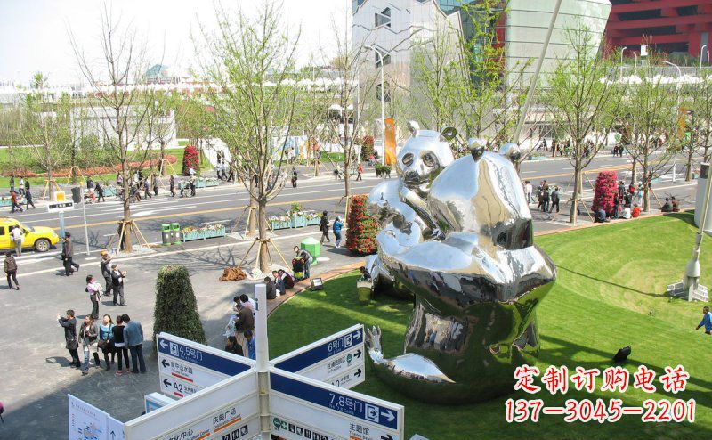 宁夏魅力镜面不锈钢熊猫景观雕塑