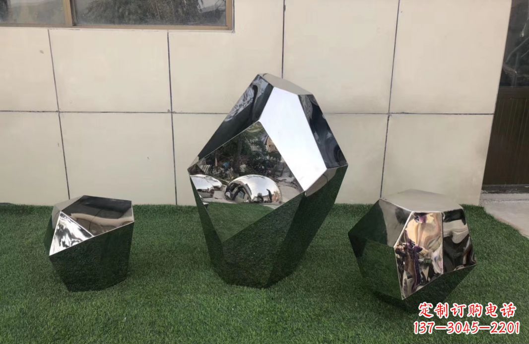 宁夏高质感不锈钢鹅卵石雕塑