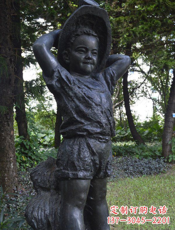宁夏优雅童子·少年戴草帽铜雕
