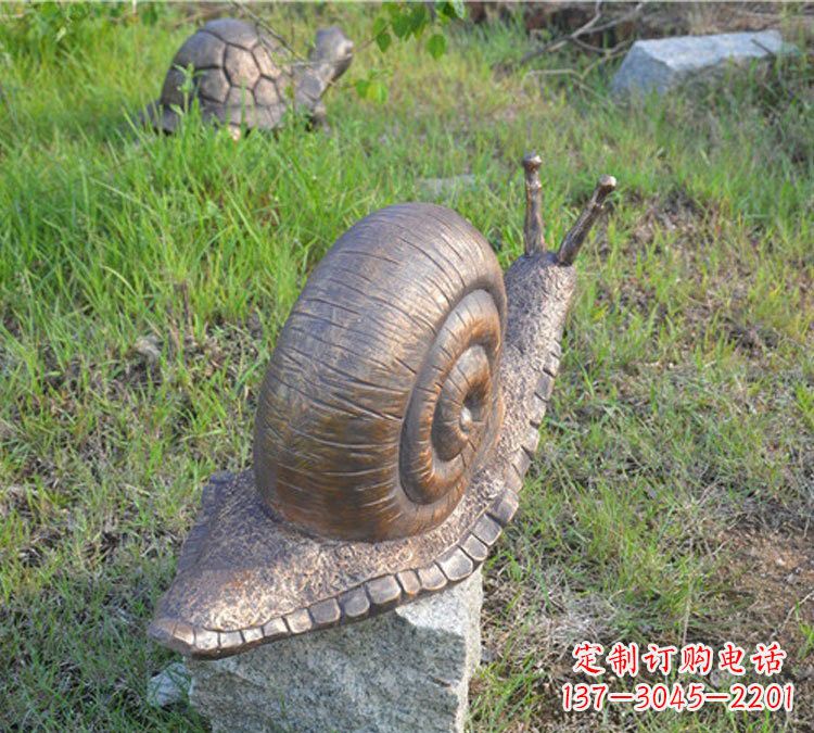 宁夏全新玻璃钢材质仿真铜蜗牛雕塑