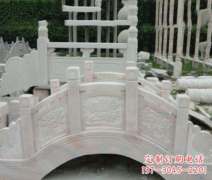 宁夏红石拱桥雕塑