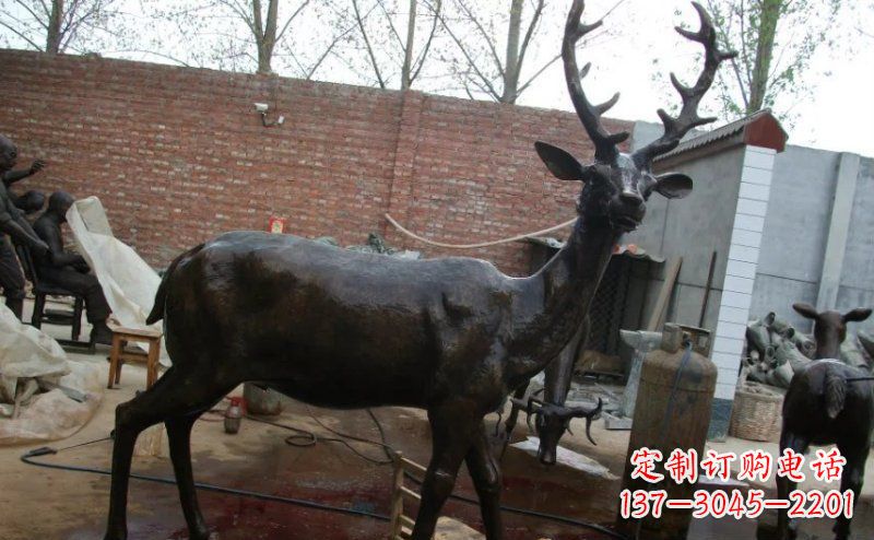 宁夏精美梅花鹿铜雕,施展艺术之美