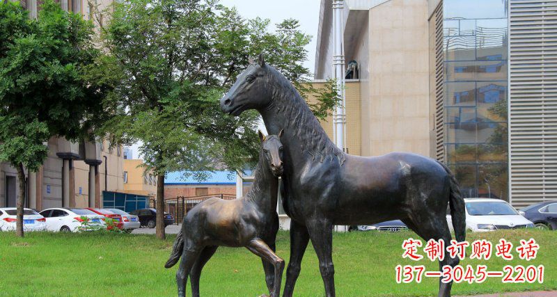 宁夏优质实木母子马铜雕