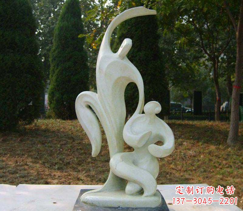 宁夏公园情侣抽象人物雕塑