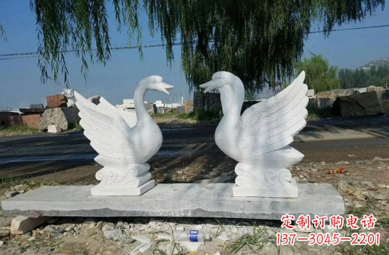 宁夏浪漫传情——中领雕塑定制天鹅石雕