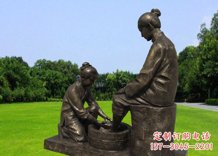 宁夏浓浓爱意的母爱,定制青铜铸造的母亲雕塑