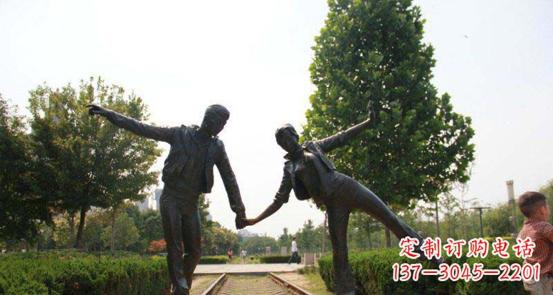 宁夏浪漫之旅——情侣铜雕定制