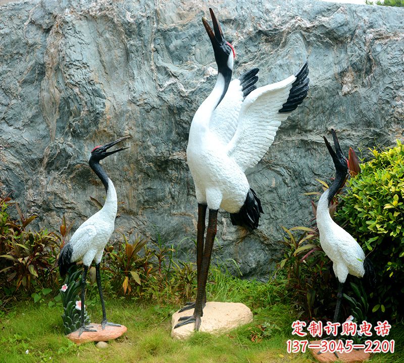 宁夏故宫仙鹤雕塑