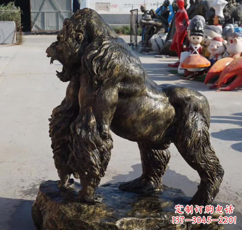 宁夏高贵大气的猩猩铜雕