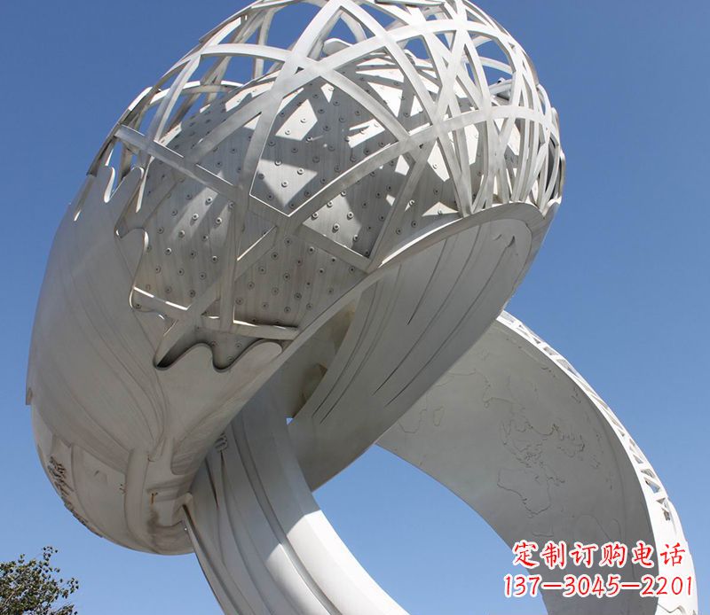 宁夏艺术品级不锈钢戒指雕塑