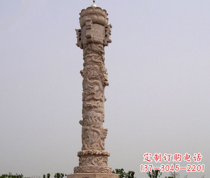宁夏广场景观晚霞红石龙柱