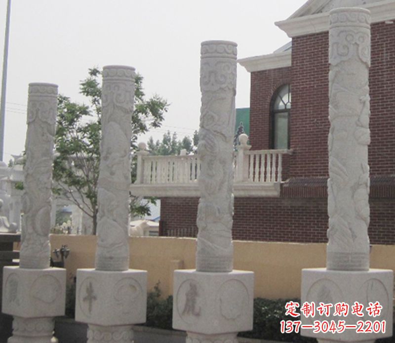 宁夏历久弥新的圆润十二生肖雕塑