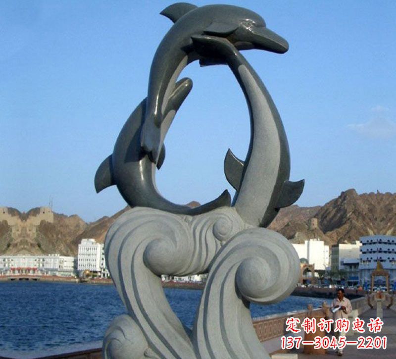 宁夏海边动物海豚石雕