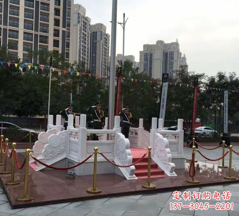 宁夏特色国旗雕塑,汉白玉企业升旗台