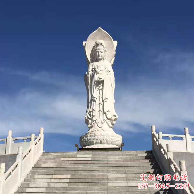 宁夏专业定制三面观音石雕景观雕塑