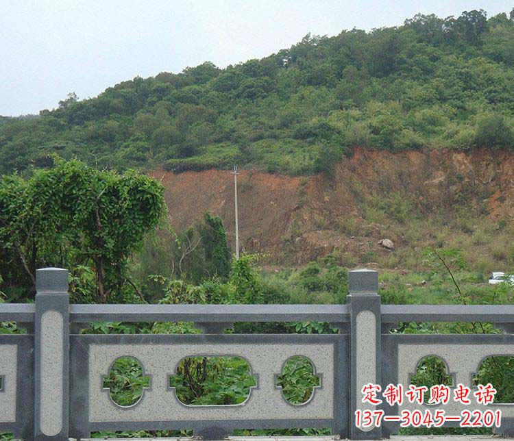 宁夏景区仿古栏板石雕：展现华丽古典风格的雕塑艺术