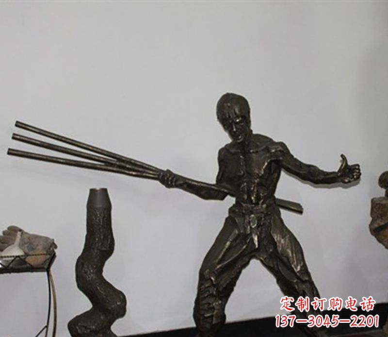 宁夏海量李小龙铜雕尽显功夫之美