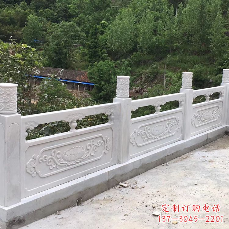 宁夏莲花纹石栏板雕塑，为你树立华丽边框