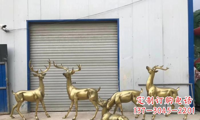 宁夏高贵典雅的鹿群铜雕