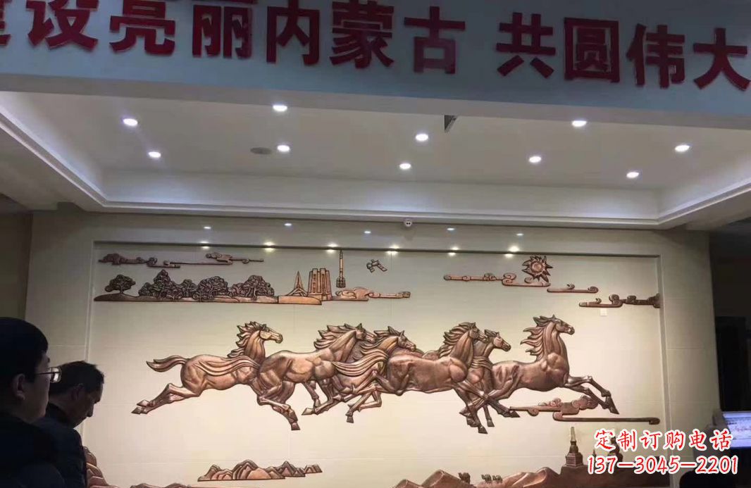 宁夏完美展示马到成功的铜马雕塑