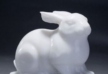宁夏精致汉白玉兔子雕塑