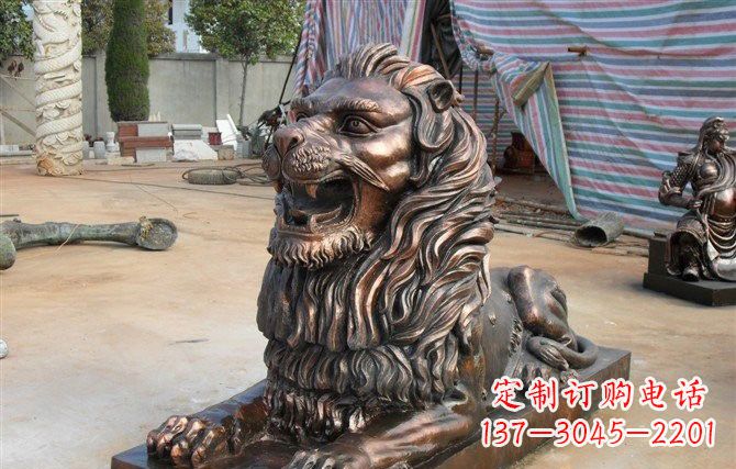 宁夏趴着的汇丰狮子铜雕