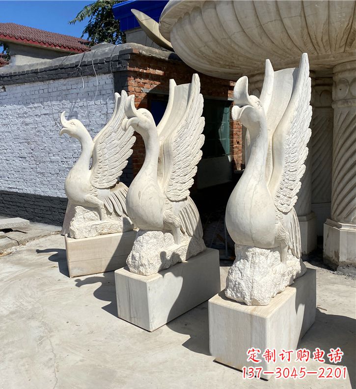 宁夏金羽天鹅雕塑,给您的公园带来浪漫景致