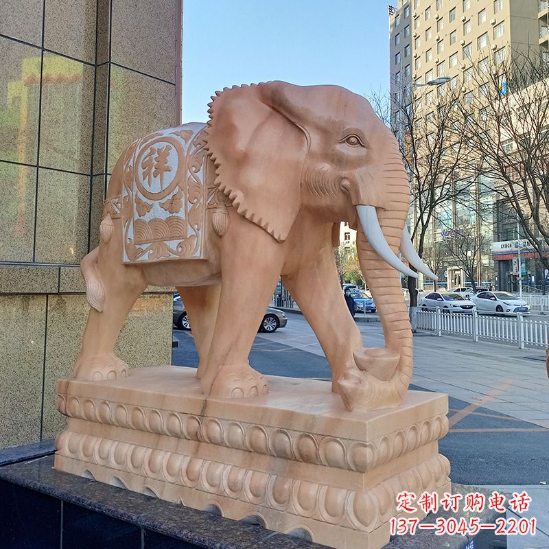 宁夏真实神圣的大象雕塑