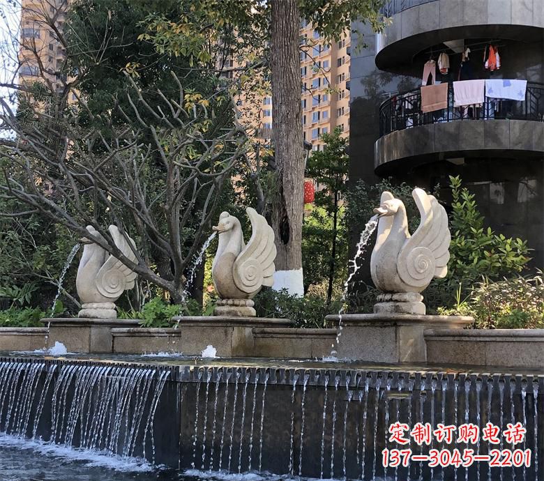 宁夏石材喷水鹅 园林动物石雕景观摆放 水池石天鹅