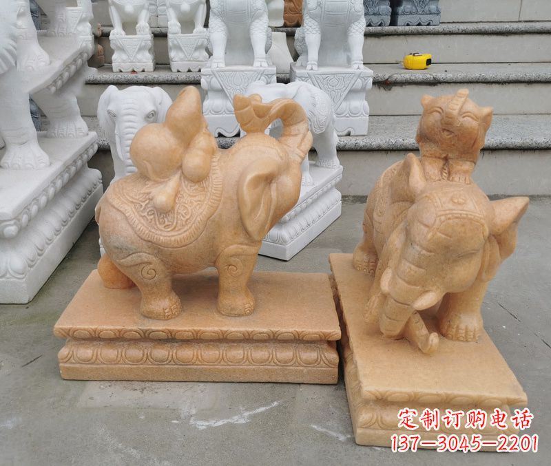 宁夏石雕大象晚霞红小象