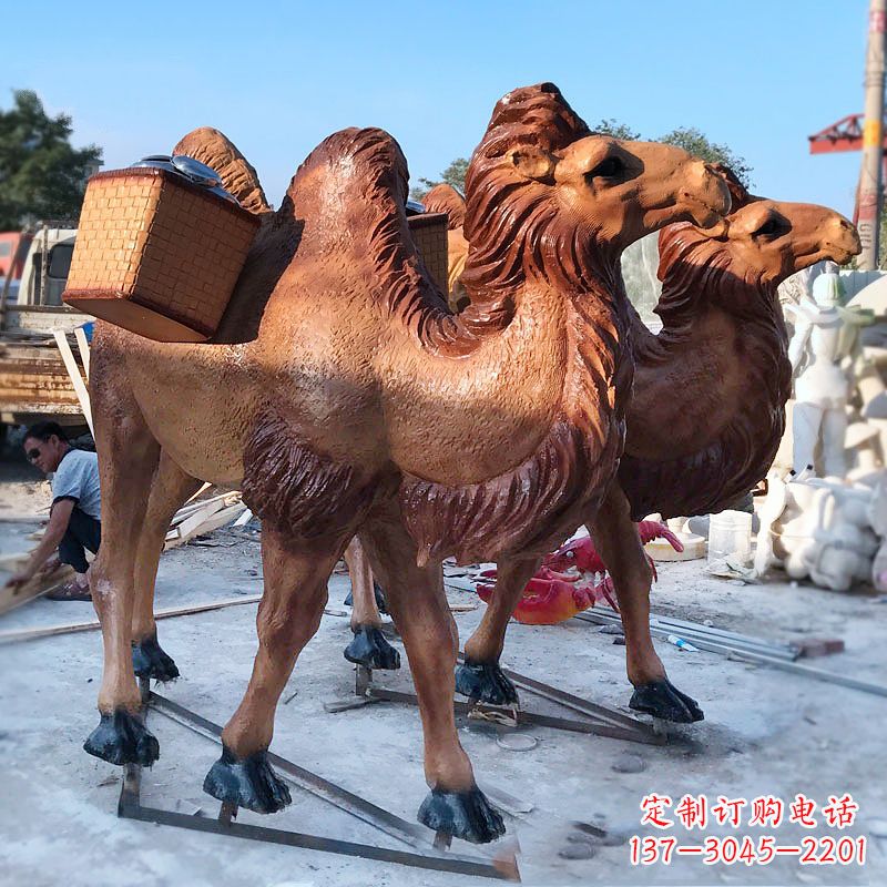 宁夏丝绸之路仿真骆驼雕塑