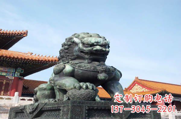 宁夏寺庙门口狮子铜雕