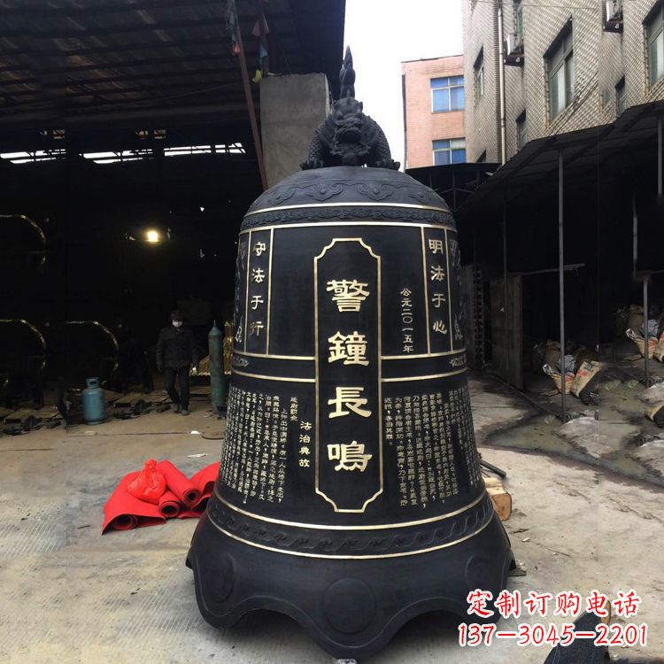 宁夏寺庙铜钟雕塑