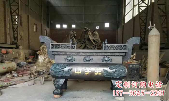 宁夏寺庙香炉铜雕_2