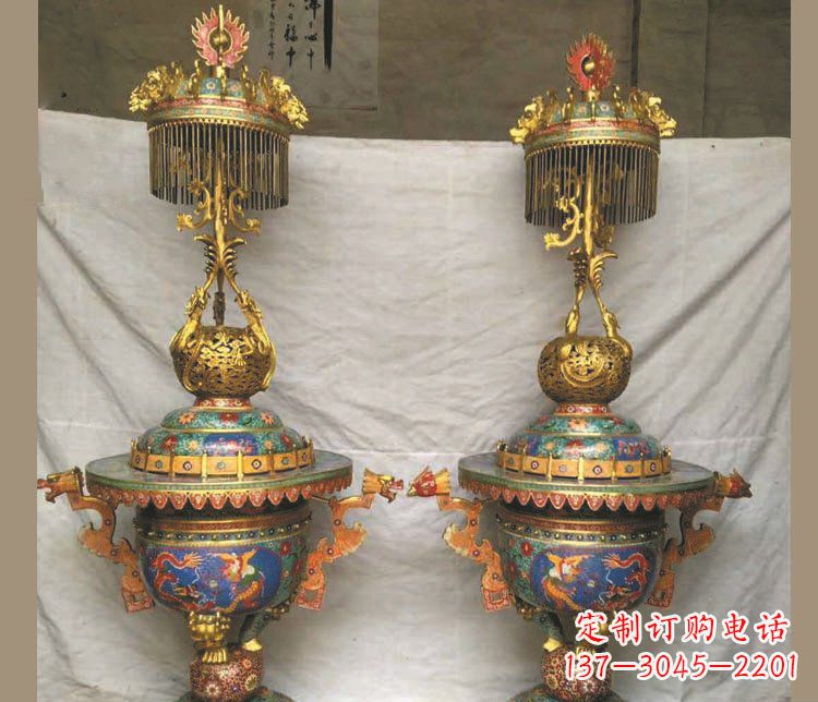 宁夏铜雕彩绘香炉景观摆件
