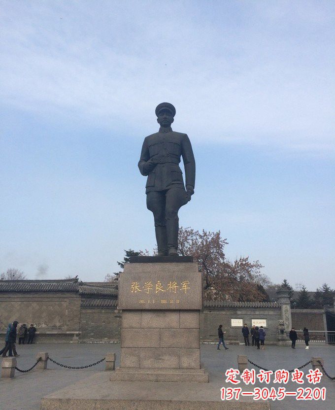 宁夏铜雕张学良近代名人雕塑