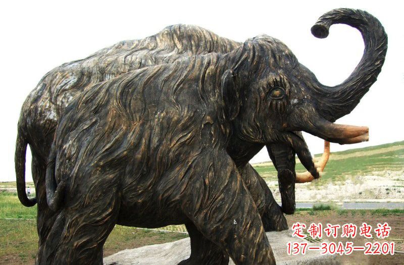宁夏铜雕长毛象动物雕塑