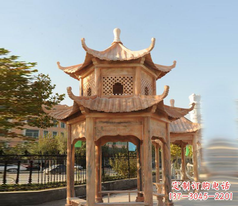 宁夏晚霞红景区休息凉亭