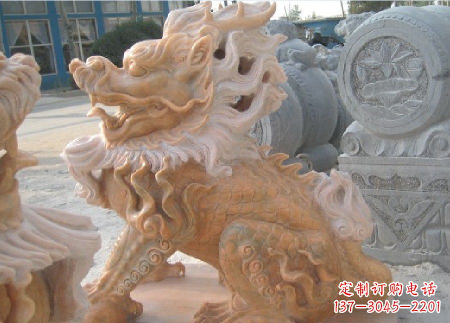 宁夏晚霞红神兽麒麟雕塑